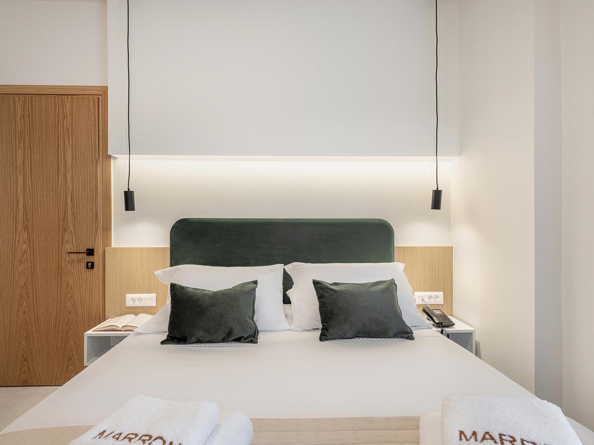 Miss Marrone City Hotel 干尼亞 外观 照片