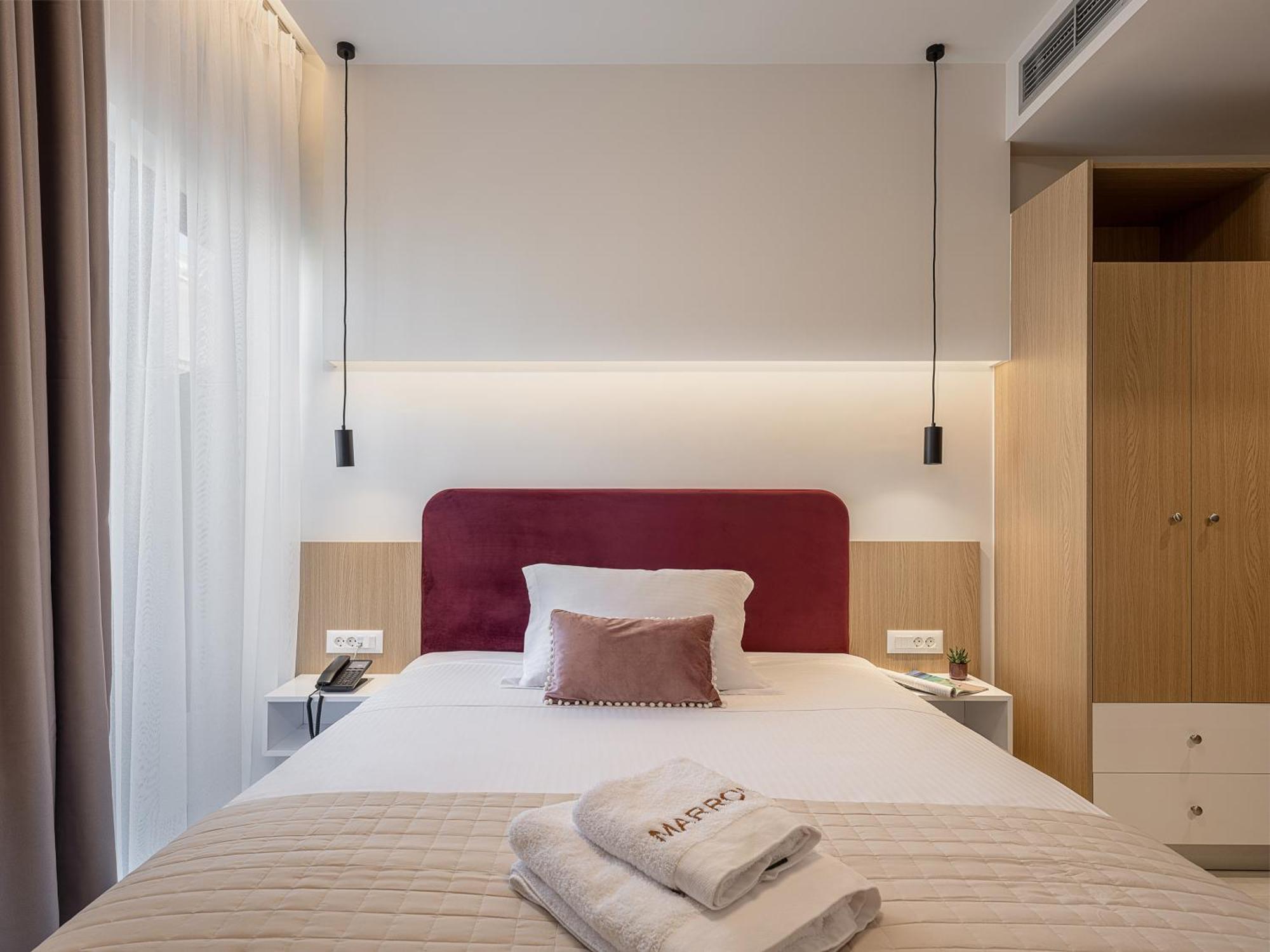Miss Marrone City Hotel 干尼亞 外观 照片